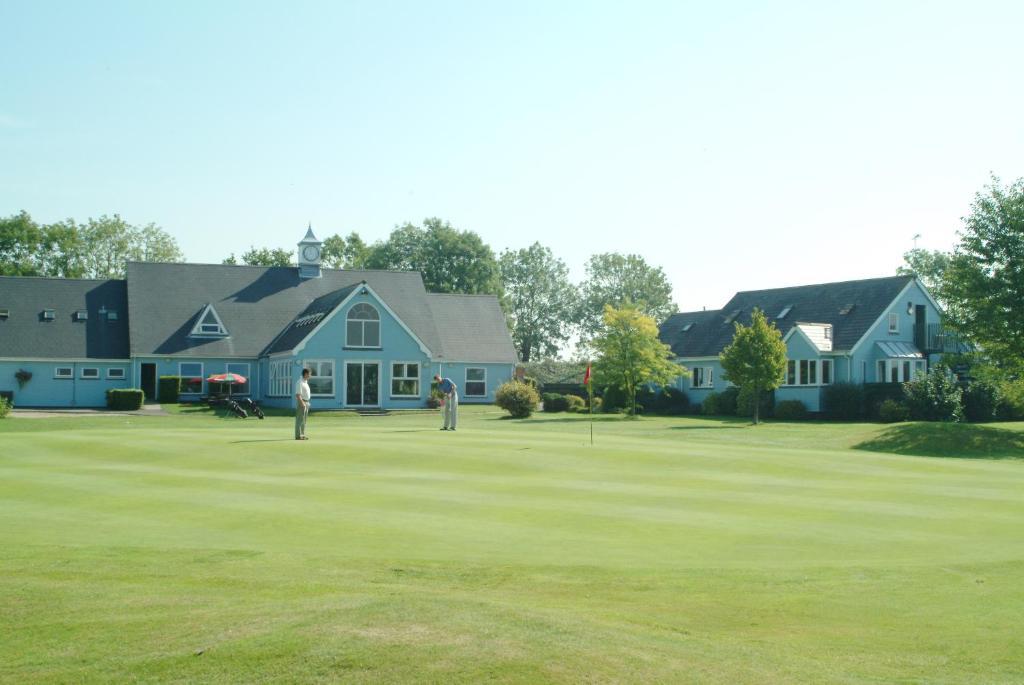 Richmond Park Golf Club Lägenhet Watton Exteriör bild
